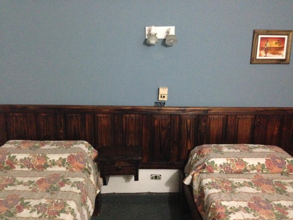 Hotel Gure Echea Villa Carlos Paz Zimmer foto