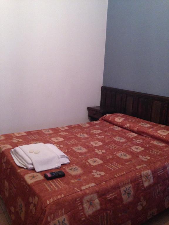 Hotel Gure Echea Villa Carlos Paz Zimmer foto